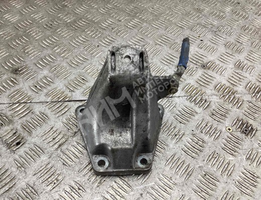 Кронштейн двигателя Audi A6 C5 (4B) 2001-2004 рестайлинг  Audi A6 A6 C5 (4B) 2001-2004 рестайлинг