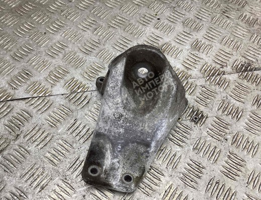 Кронштейн КПП Audi A6 C6 (4F) 2004-2008  Audi A6 A6 C6 (4F) 2004-2008