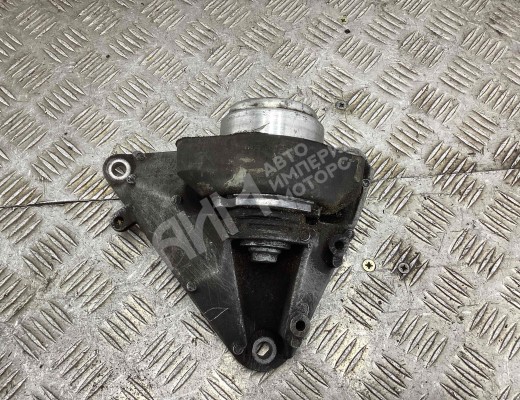 Кронштейн КПП Audi A6 C5 (4B) 2001-2004 рестайлинг  Audi A6 A6 C5 (4B) 2001-2004 рестайлинг
