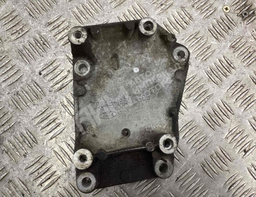 Кронштейн компрессора кондиционера Ford Focus I 1998-2001  Ford Focus Focus I 1998-2001