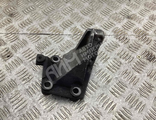 Кронштейн двигателя Ford Mondeo II 1996-2000  Ford Mondeo Mondeo II 1996-2000