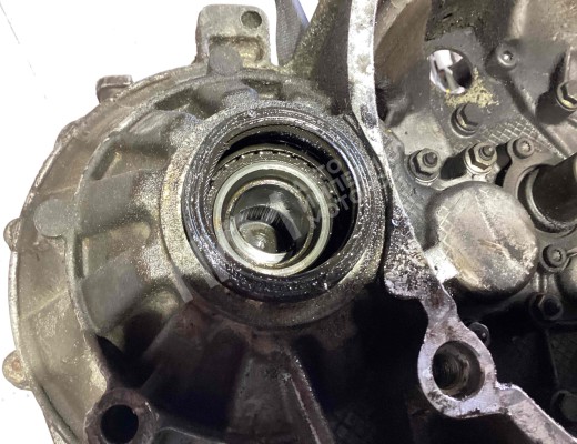 КПП механическая (МКПП) 6-ступенчатая Volkswagen Caddy III (2K) 2004-2010  Volkswagen Caddy Caddy III (2K) 2004-2010