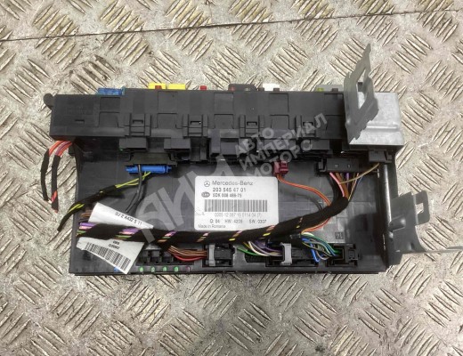 Блок предохранителей Mercedes C (W203) 2000-2004  Mercedes C C (W203) 2000-2004