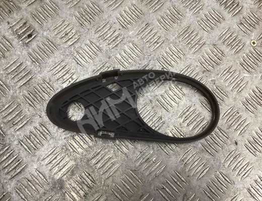 Рамка фары противотуманной левой Mercedes C (W203) 2000-2004  Mercedes C C (W203) 2000-2004