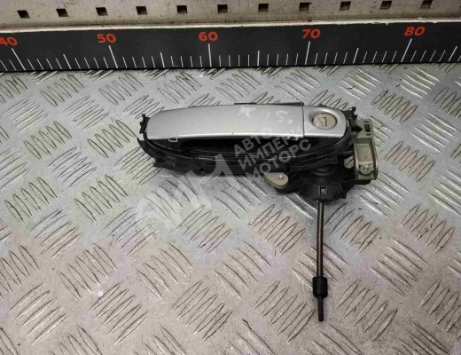 Ручка наружная передняя левая Audi A4 B6 (8EC, 8E5) 2000-2004  Audi A4 A4 B6 (8EC, 8E5) 2000-2004
