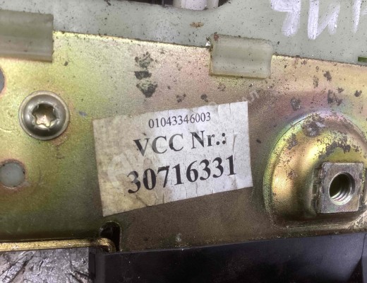Замок багажника Volvo V70 II (SW) 2000-2008  Volvo V70 V70 II (SW) 2000-2008
