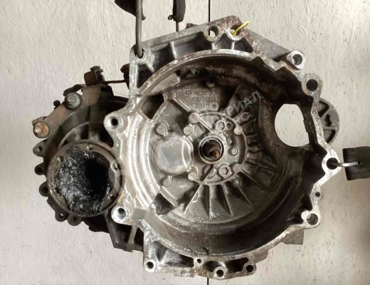 КПП механическая (МКПП) 5-ступенчатая Volkswagen Golf IV (1J) 1997-2004  Volkswagen Golf Golf IV (1J) 1997-2004