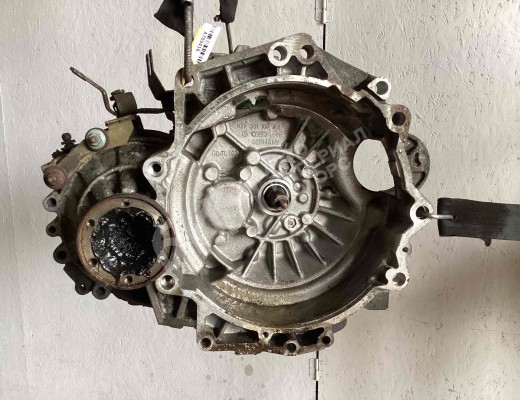 КПП механическая (МКПП) 5-ступенчатая Volkswagen Golf IV (1J) 1997-2004  Volkswagen Golf Golf IV (1J) 1997-2004