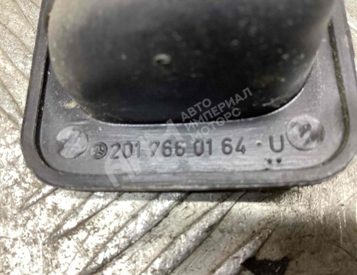 Ручка внутренняя задняя левая Mercedes 190 (W201) 1982-1993  Mercedes 190 190 (W201) 1982-1993