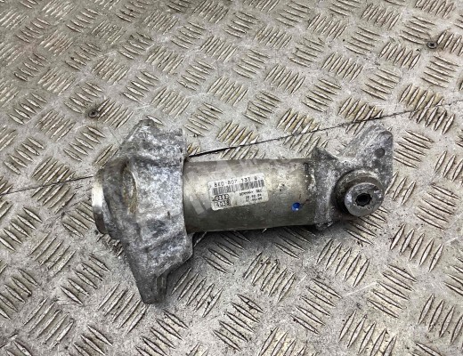 Кронштейн крепления бампера переднего  Audi A4 B6 (8EC, 8E5) 2000-2006