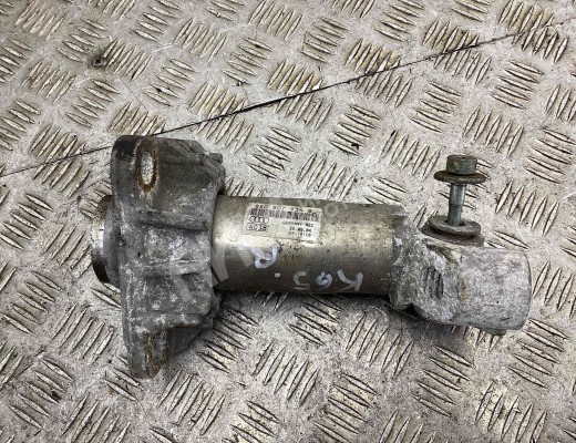 Кронштейн крепления бампера переднего  Audi A4 B6 (8EC, 8E5) 2000-2006