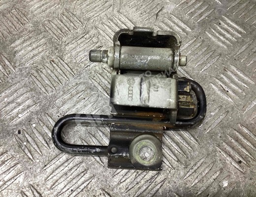 Петля двери передней левой Volkswagen Golf IV (1J) 1997-2004  Volkswagen Golf Golf IV (1J) 1997-2004