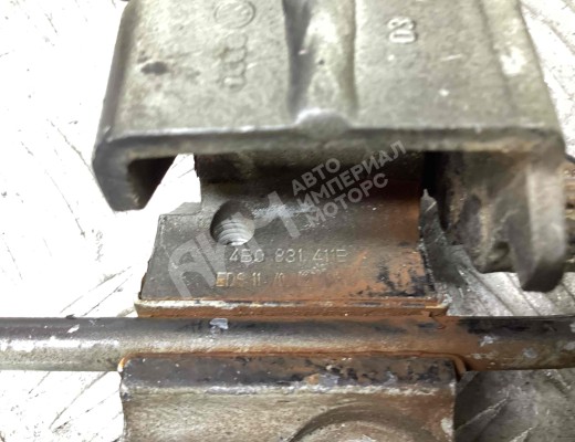 Петля двери передней левой Volkswagen Golf IV (1J) 1997-2004  Volkswagen Golf Golf IV (1J) 1997-2004