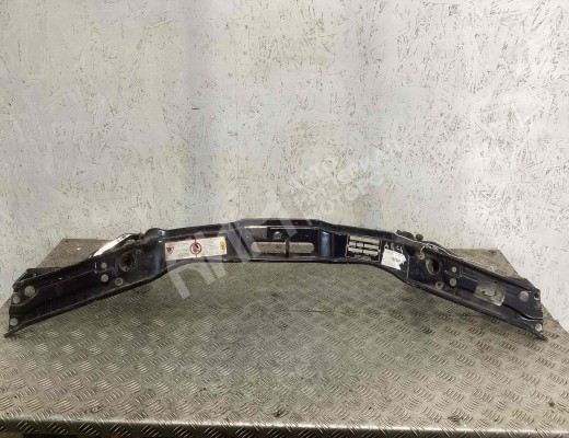 Передняя панель крепления облицовки (телевизор) Audi A6 C4 (4A) 1994-1997  Audi A6 A6 C4 (4A) 1994-1997