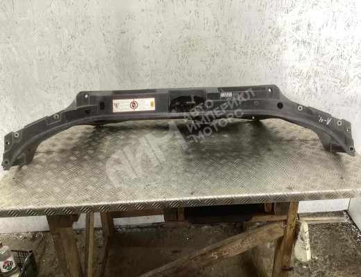 Передняя панель крепления облицовки (телевизор) Audi A4 B5 (8D) 1994-1999  Audi A4 A4 B5 (8D) 1994-1999