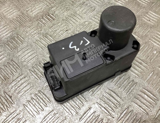 Компрессор центрального замка Volkswagen Golf III (1H) 1991-1997  Volkswagen Golf Golf III (1H) 1991-1997