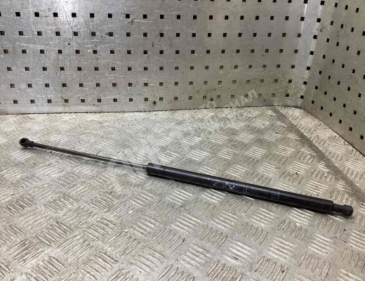 Амортизатор крышки багажника (3-5 двери) Honda Civic VI 1995-2000  Honda Civic Civic VI 1995-2000