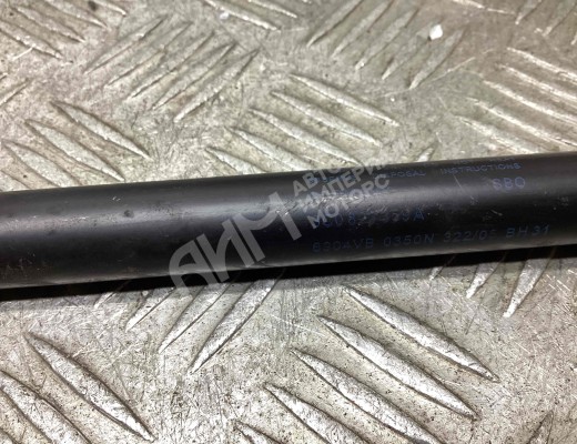 Амортизатор капота Volkswagen Passat B6 (3C) 2005-2010  Volkswagen Passat Passat B6 (3C) 2005-2010