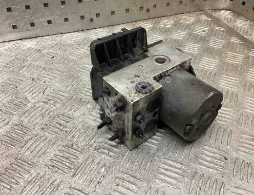 Блок ABS Volkswagen Passat B5 (3B) 1996-2000  Volkswagen Passat Passat B5 (3B) 1996-2000