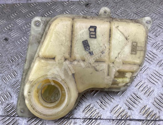 Бачок расширительный Volkswagen Passat B5 (3B) 1996-2000  Volkswagen Passat Passat B5 (3B) 1996-2000