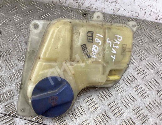 Бачок расширительный Volkswagen Passat B5 (3B) 1996-2000  Volkswagen Passat Passat B5 (3B) 1996-2000