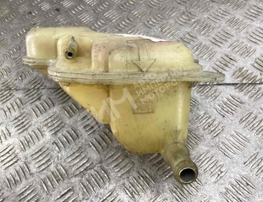 Бачок расширительный Volkswagen Passat B5 (3B) 1996-2000  Volkswagen Passat Passat B5 (3B) 1996-2000