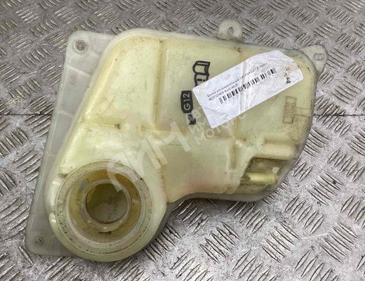 Бачок расширительный Volkswagen Passat B5 (3B) 1996-2000  Volkswagen Passat Passat B5 (3B) 1996-2000