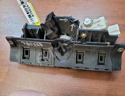 Замок багажника Audi A6 C5 (4B) 2001-2004 рестайлинг  Audi A6 A6 C5 (4B) 2001-2004 рестайлинг