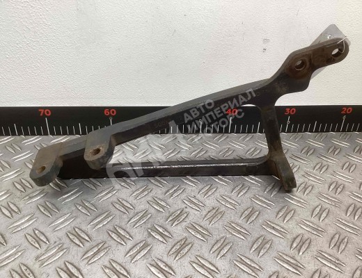 Кронштейн рамы Scania R-Series 2004-2016  Scania R-series R-Series 2004-2016