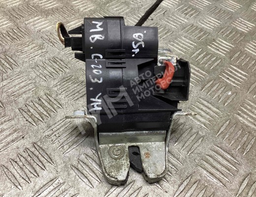 Замок багажника Mercedes C (W203) 2004-2007 рестайлинг  Mercedes C C (W203) 2004-2007 рестайлинг