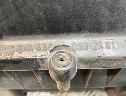 Корпус воздушного фильтра Mercedes Vito I (W638) 1996-2003  Mercedes Vito Vito I (W638) 1996-2003