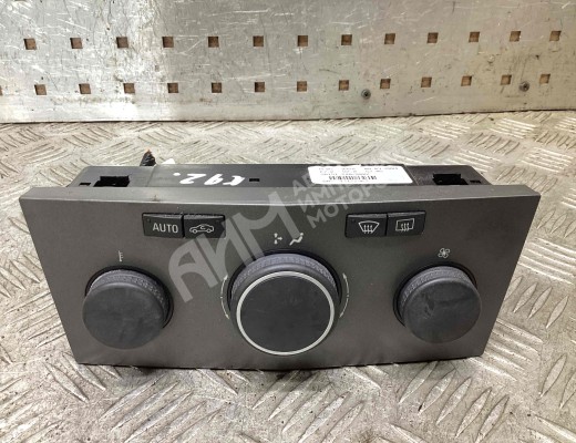 Блок управления печки/климат-контроля Opel Astra H 2004-2007  Opel Astra Astra H 2004-2007