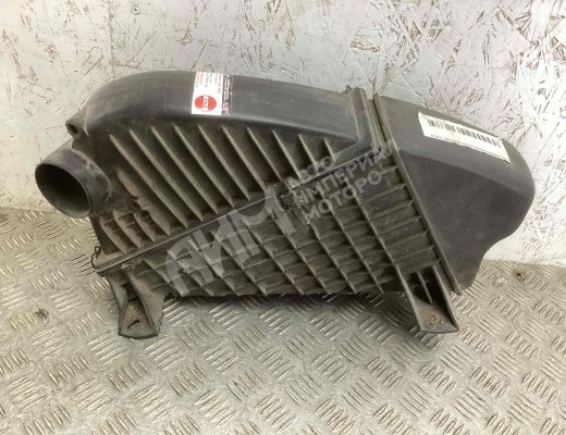 Корпус воздушного фильтра Renault Laguna I (X56) 1993-2001  Renault Laguna Laguna I (X56) 1993-2001