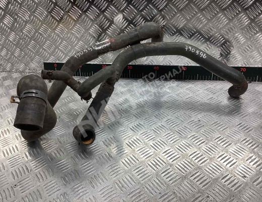 Патрубок радиатора Volkswagen Transporter T4 (7D) 1997-2003 рестайлинг  Volkswagen Transporter Transporter T4 (7D) 1997-2003 рестайлинг