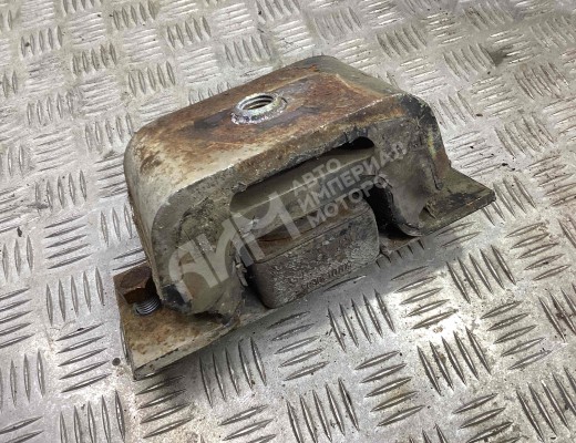 Подушка крепления двигателя Renault Magnum E-TECH II 1997-2000  Renault Magnum Magnum E-TECH II 1997-2000
