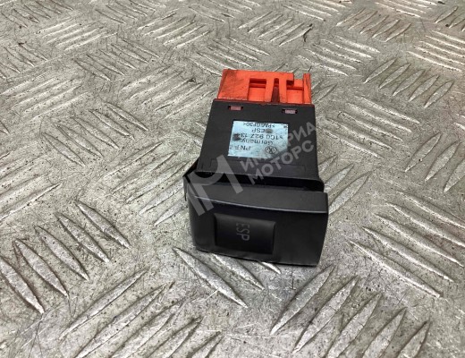 Кнопка антипробуксовочной системы (ABS/ESP) Volkswagen Passat B5 (3B) 1996-2000  Volkswagen Passat Passat B5 (3B) 1996-2000