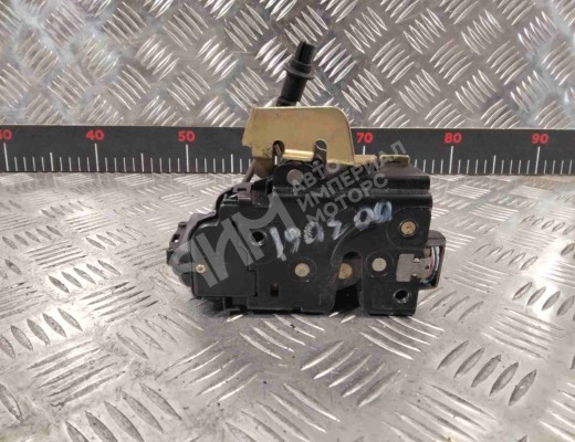 Замок двери задней правой Audi A6 C5 (4B) 1997-2001  Audi A6 A6 C5 (4B) 1997-2001