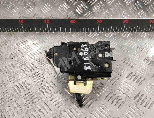 Замок двери задней левой Audi A6 C5 (4B) 1997-2001  Audi A6 A6 C5 (4B) 1997-2001