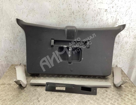 Обшивка крышки багажника Opel Zafira B 2005-2008  Opel Zafira Zafira B 2005-2008