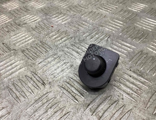 Джойстик регулировки зеркал Volkswagen Golf IV (1J) 1997-2004  Volkswagen Golf Golf IV (1J) 1997-2004