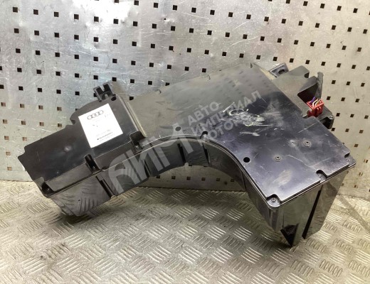 Сабвуфер Audi A6 C5 (4B) 2001-2004 рестайлинг  Audi A6 A6 C5 (4B) 2001-2004 рестайлинг