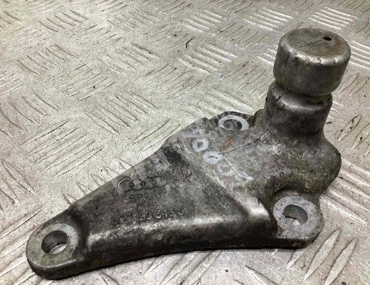 Кронштейн двигателя Audi A6 C5 (4B) 2001-2004 рестайлинг  Audi A6 A6 C5 (4B) 2001-2004 рестайлинг