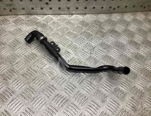 Трубка охлаждающей жидкости металлическая Volvo V70 II (SW) 2000-2008  Volvo V70 V70 II (SW) 2000-2008