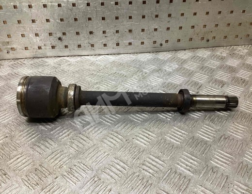 Полуось передняя правая (приводной вал, ШРУС) Peugeot 306 1993-2003  Peugeot 306 306 1993-2003