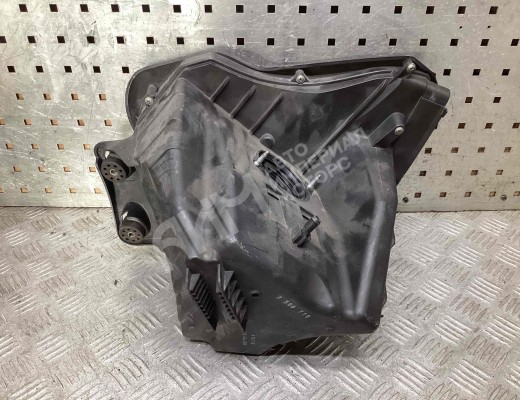 Корпус воздушного фильтра BMW 3-Series (E46) 2001-2005 рестайлинг  BMW 3-Series 3-Series (E46) 2001-2005 рестайлинг