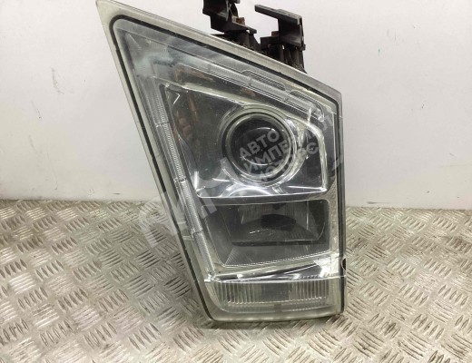 Фара правая Volvo FH III 2008-2013  Volvo FH FH III 2008-2013