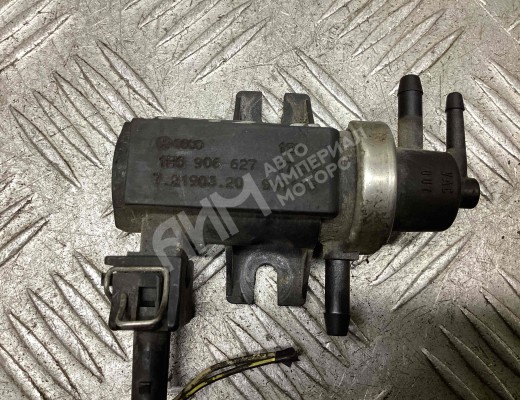 Клапан электромагнитный Volkswagen Passat B4 (3A) 1993-1997  Volkswagen Passat Passat B4 (3A) 1993-1997