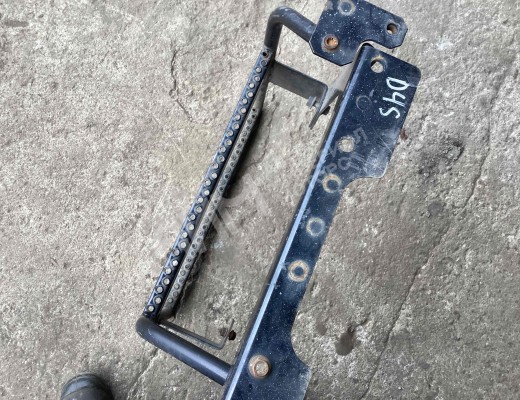 Кронштейн подножки DAF (XF105) 2006-2013  DAF XF (XF105) 2006-2013