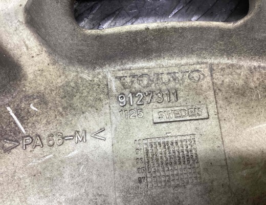 Колпак колесный  Volvo 940 1990-1998