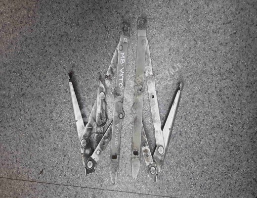 Петля капота Mercedes Vito I (W638) 1996-2003  Mercedes Vito Vito I (W638) 1996-2003